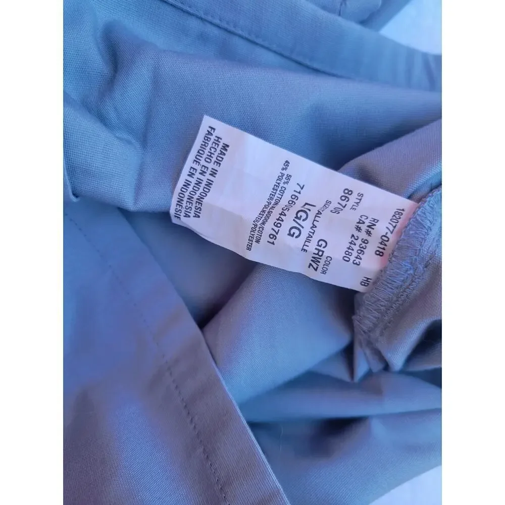 Dickies Women’s Gray Medical Scrub Top – Size Large, gently used